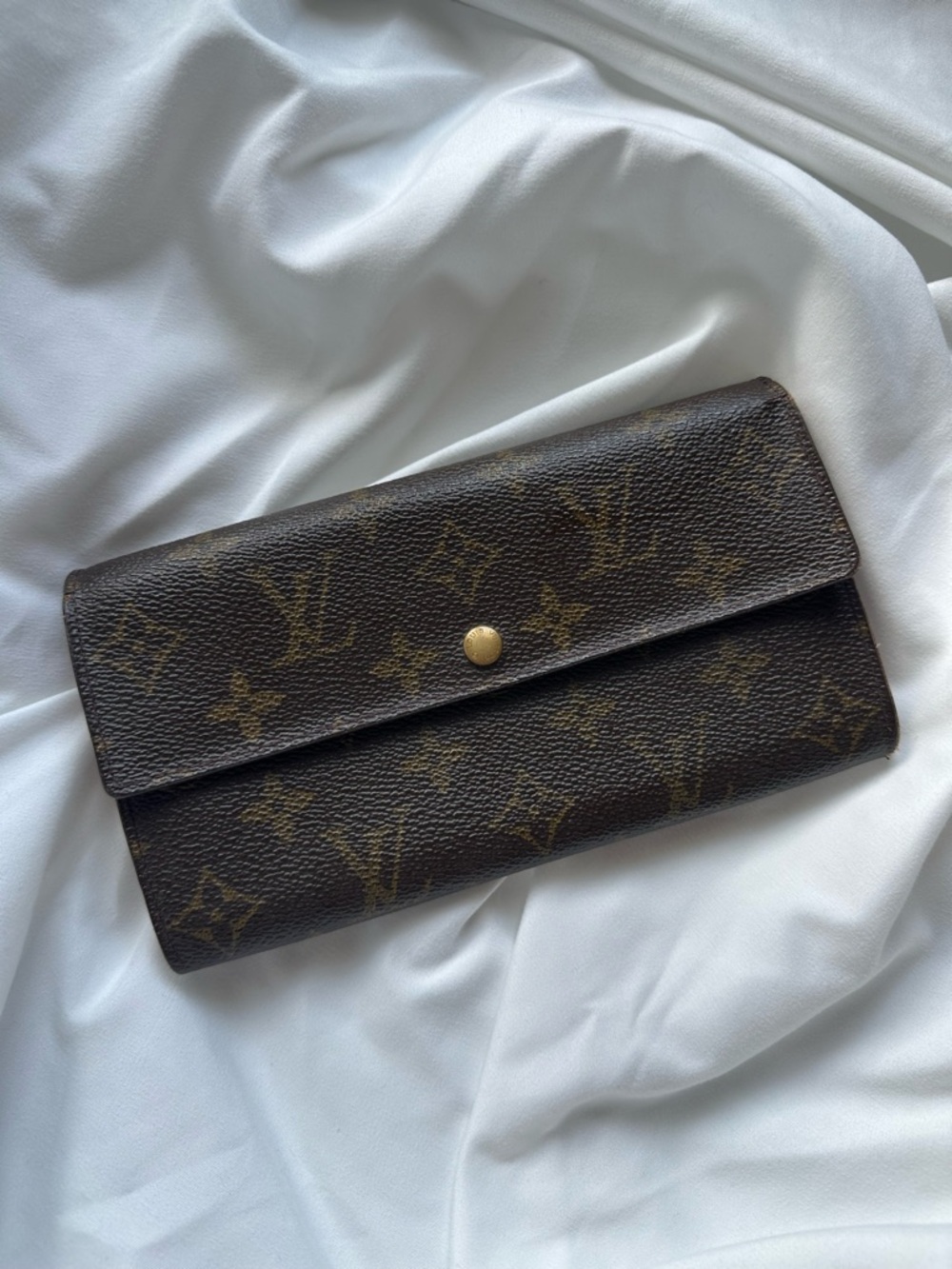 Vintage Louis Vuitton Monogram Sarah Snap Continental Wallet